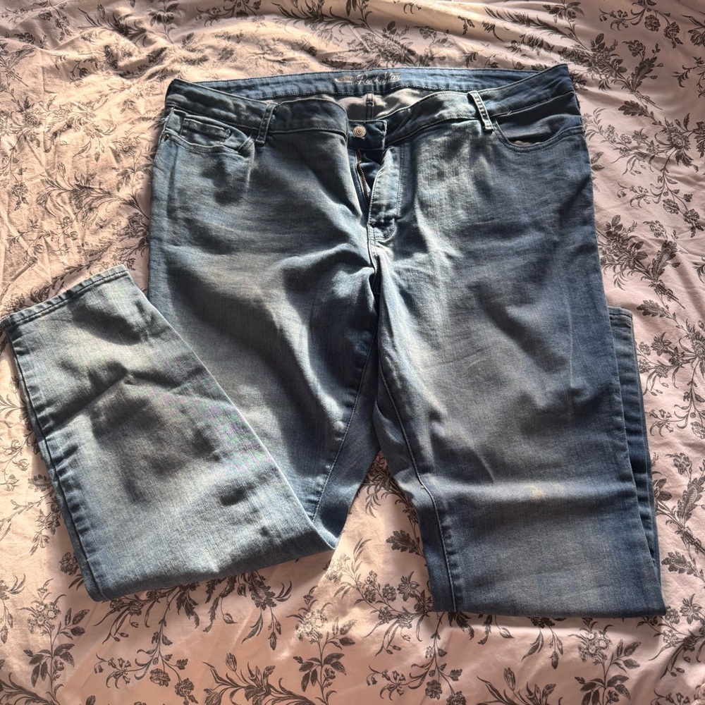 Old Navy Rockstar jeans